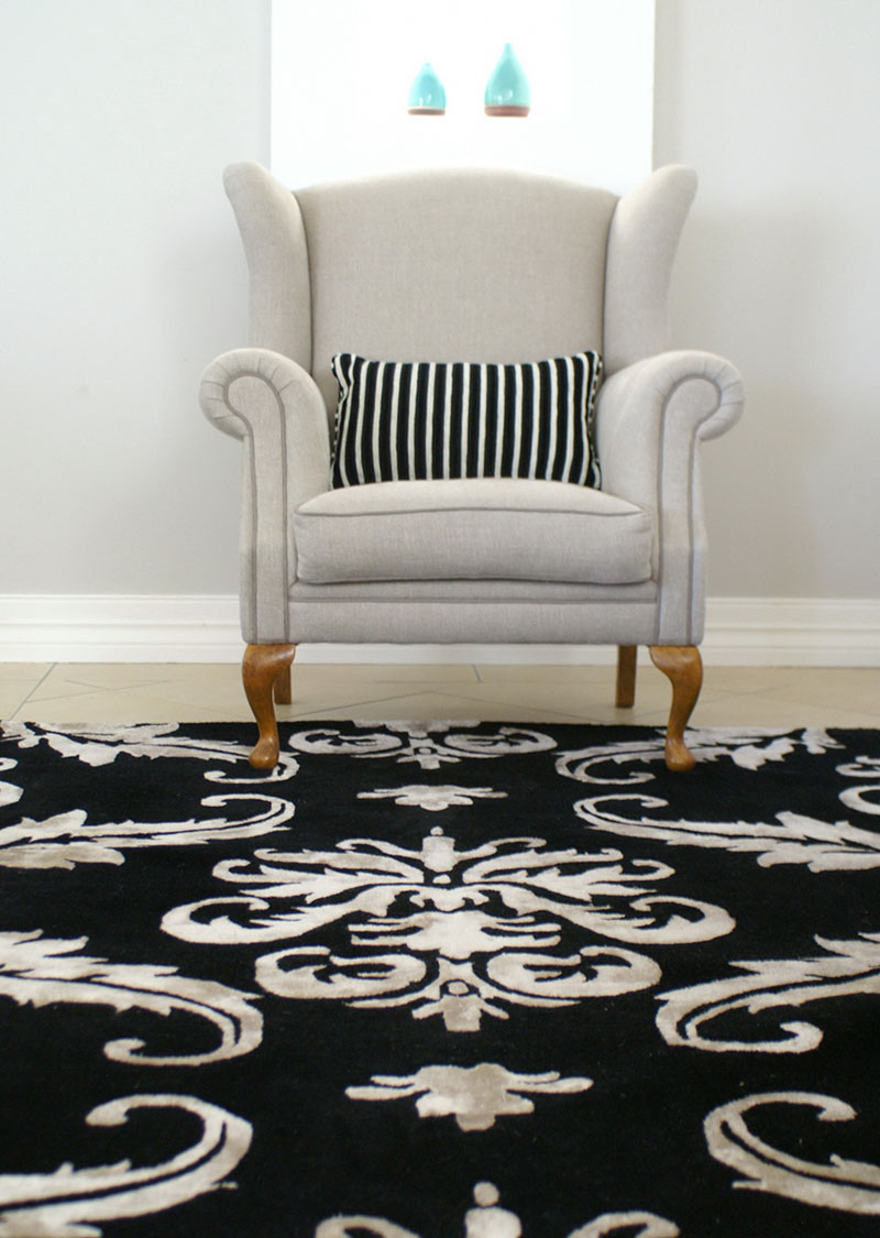 Traditional French provincial classic pattern wool silk black and white